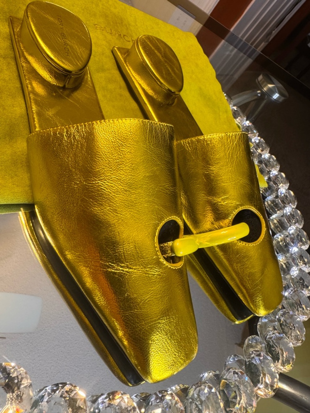 Tory Burch Pierced Leather Square Toe Mules/ Sandsls in Gold. Size 7 - Picture 6 of 9